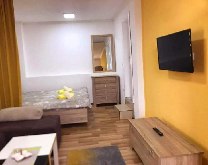 Apartment - Nane 2 - Krushevo ครูเชโว ภายนอก รูปภาพ