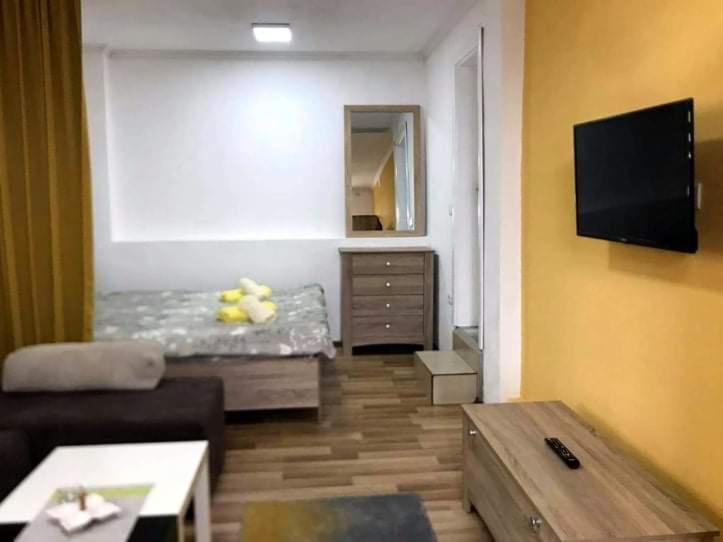 Apartment - Nane 2 - Krushevo ครูเชโว ภายนอก รูปภาพ